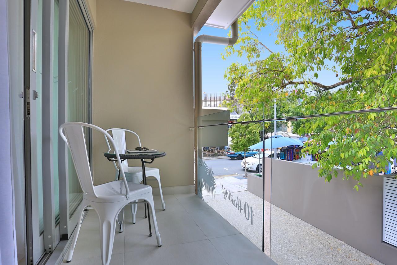 10 Hastings Street Motel Noosa Heads Buitenkant foto